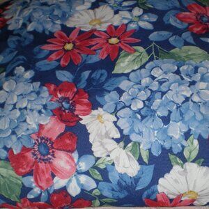 Lillian August Home Blue Hydrangea Floral OblongTablecloth